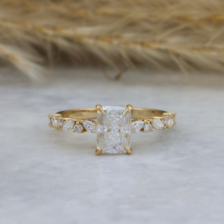 Mathieu Blanchard Bagues Bague solitaire - Diamant Radiant &amp; Marquise