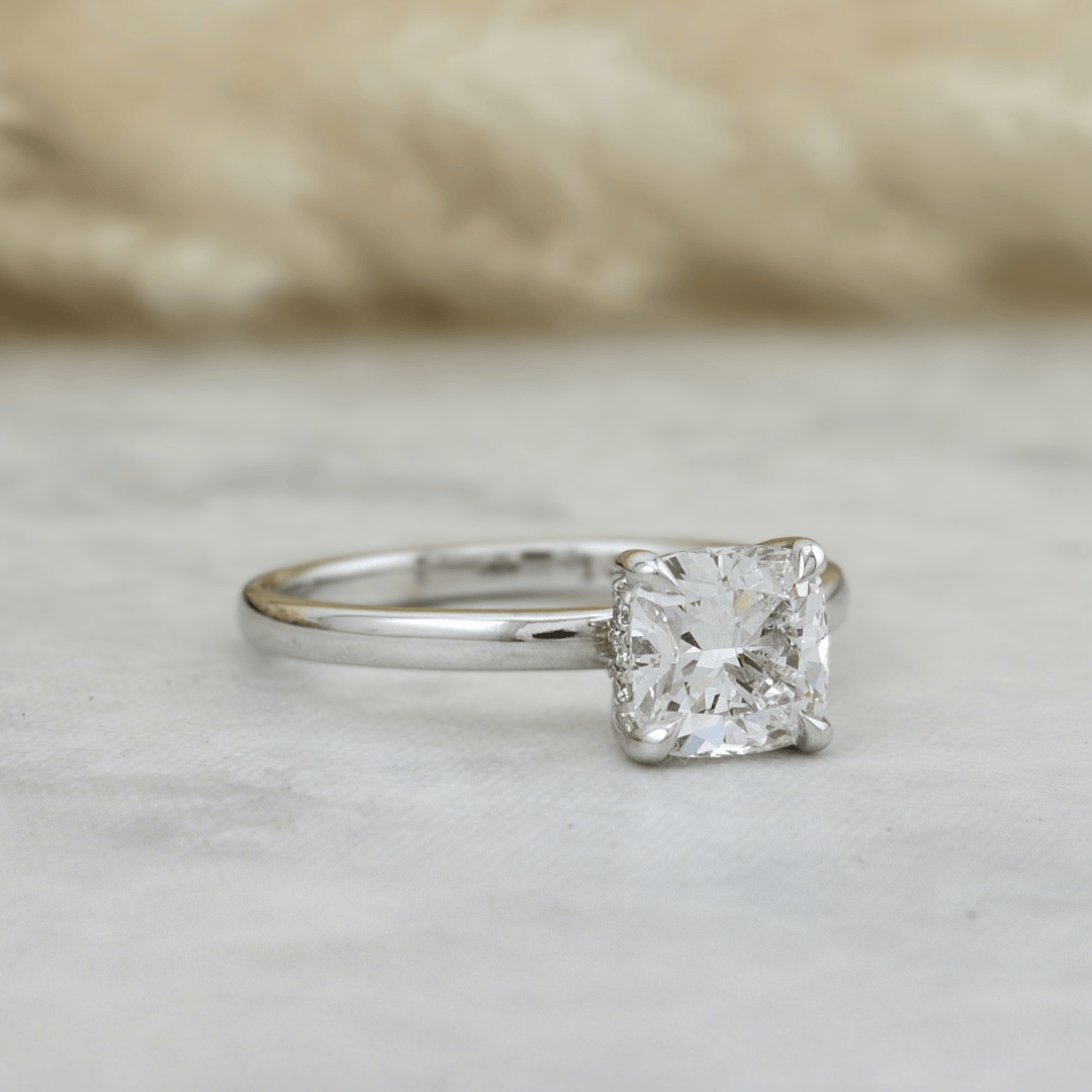 Mathieu Blanchard Bagues Bague Solitaire Halo Diamant Cushion 1.5 ct