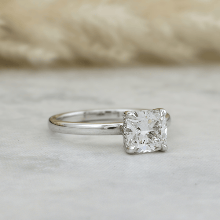 Mathieu Blanchard Bagues Bague Solitaire Halo Diamant Cushion 1.5 ct