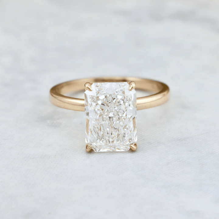 Bague Solitaire Halo Diamant Radiant 3,8 ct Mathieu Blanchard Bagues Bague Boucle Solitaire Halo Diamant Radiant 3,8 ct | Mathieu Blanchard Mathieu Blanchard Joaillerie