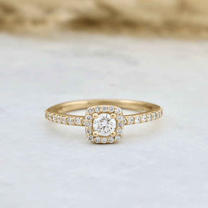 Bague solitaire Halo diamants 0.45 ctw Mathieu Blanchard Bagues Bague solitaire Halo diamants 0.45 ctw | Mathieu Blanchard Joaillerie Mathieu Blanchard Joaillerie