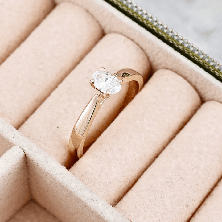 Mathieu Blanchard Bagues Bague solitaire Oval en or 14K - 18K et diamant 0,5 ct