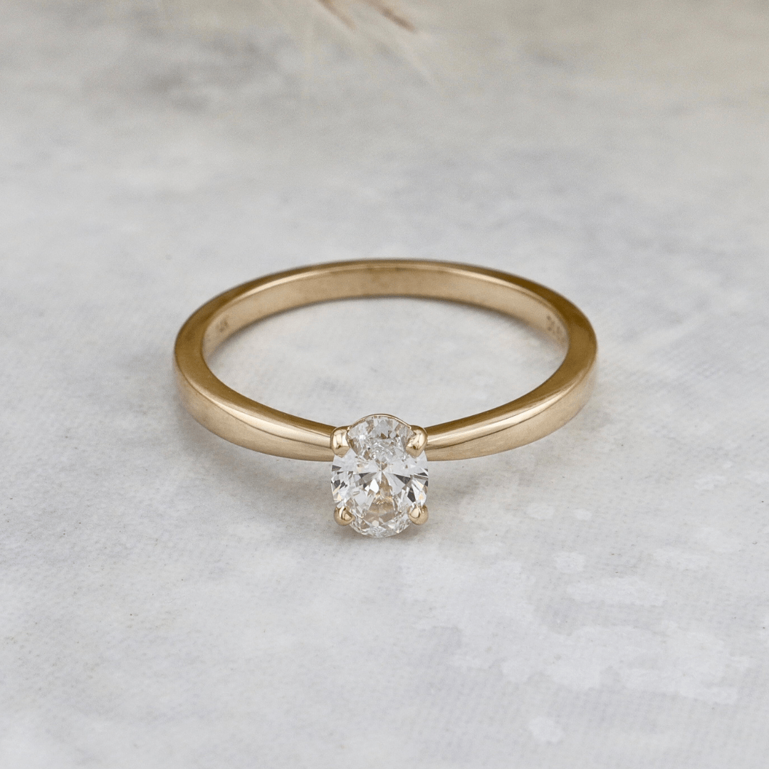 Mathieu Blanchard Bagues Bague solitaire Oval en or 14K et diamant 0,5 ct
