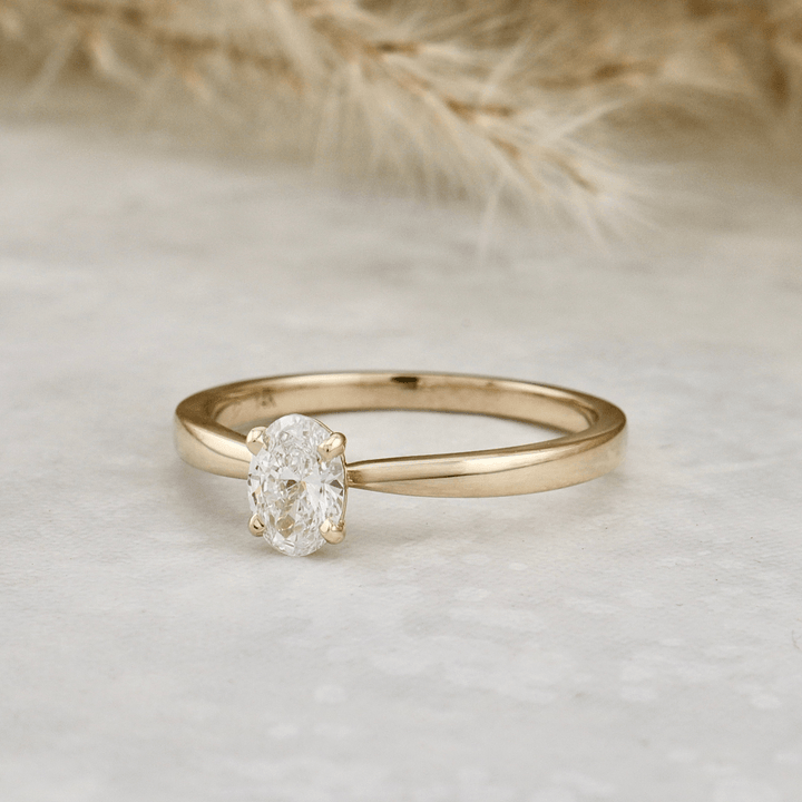 Mathieu Blanchard Bagues Bague solitaire Oval en or 14K et diamant 0,5 ct