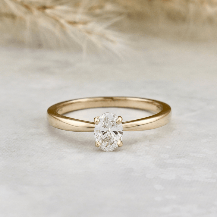 Mathieu Blanchard Bagues Bague solitaire Oval en or 14K et diamant 0,5 ct
