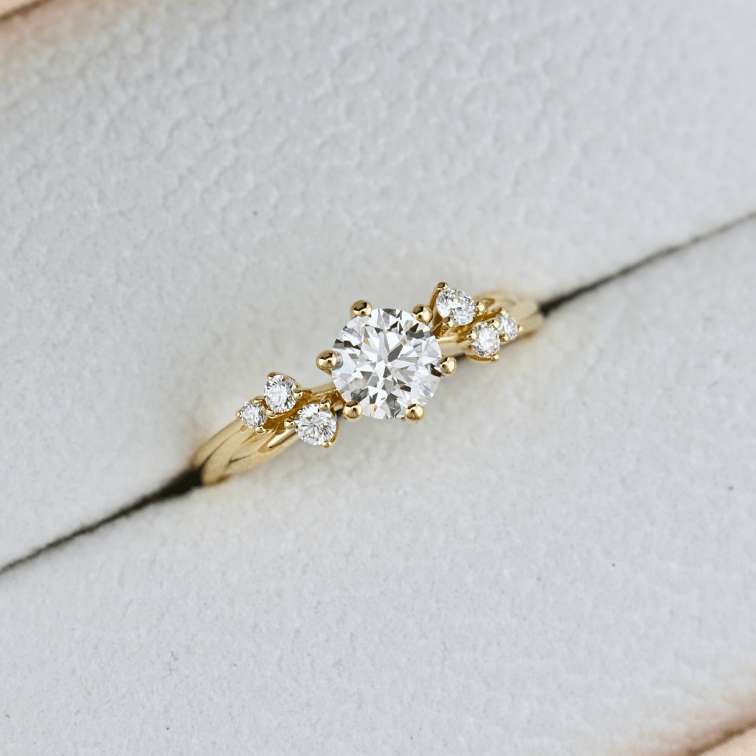 Mathieu Blanchard Bagues Bague solitaire Torsade en or 14K - 18K ou platine et diamant 0,55 ct