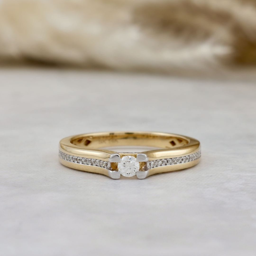 Mathieu Blanchard Bagues Bague Suspension — Halo caché et diamants d’accent