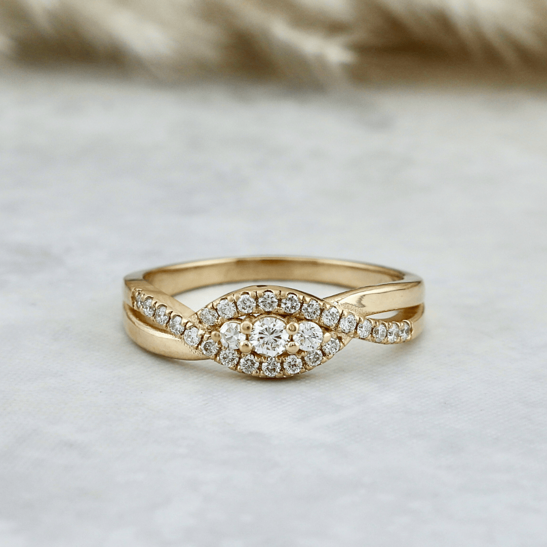 Bague Torsade et diamants Mathieu Blanchard Bagues Bague sur mesure - Diamants Torsade en or 18K | Mathieu Blanchard Mathieu Blanchard Joaillerie