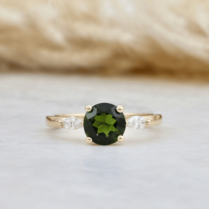 Bague Tourmaline et Diamants Mathieu Blanchard Bagues Bague sur mesure Tourmaline verte et Diamants | Mathieu Blanchard Mathieu Blanchard Joaillerie