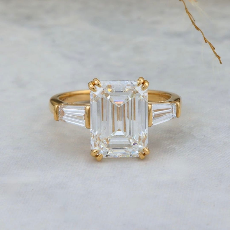 Bague Trapèze Diamant Émeraude 6 ct Mathieu Blanchard Bagues Bague de fiançailles - Diamant Émeraude 6 ct | Mathieu Blanchard Mathieu Blanchard Joaillerie