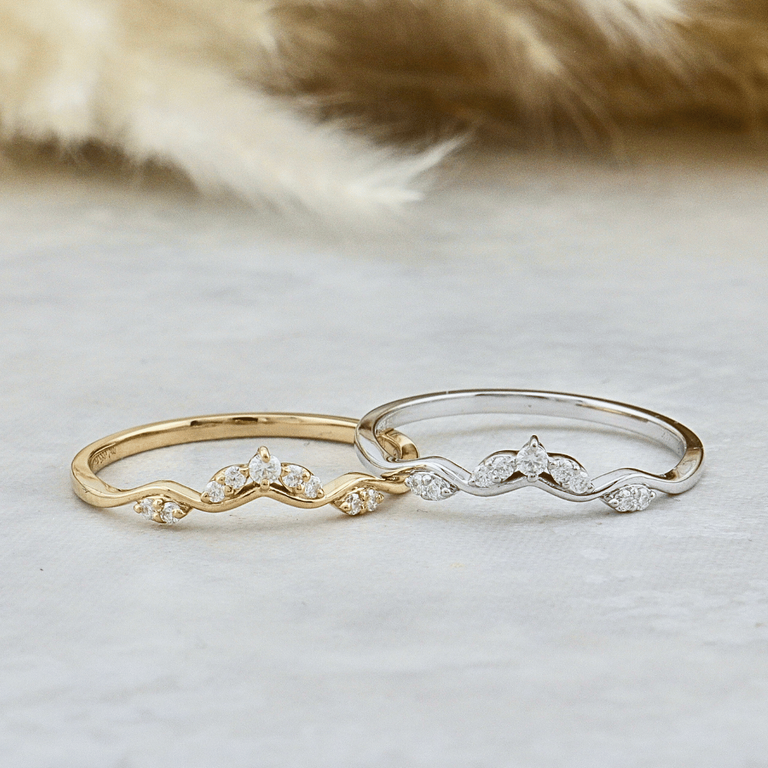 Mathieu Blanchard Bague Vague en or 10K et moissanites