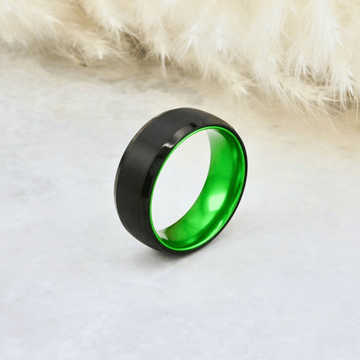 Bague Verte Électrique en tungstène Roadtripmadewood Bagues Bague Verte Électrique &amp; Noire en tungstène | Mathieu Blanchard® Mathieu Blanchard Joaillerie