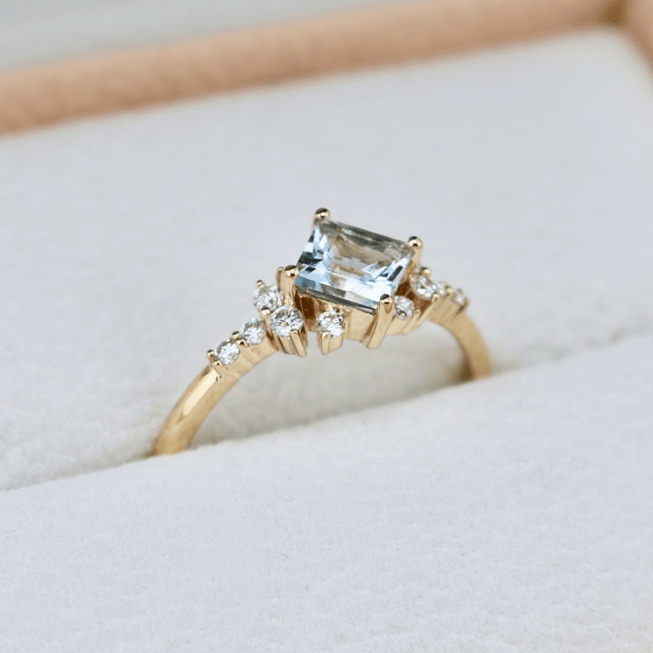 Mathieu Blanchard Bagues Bagues Ensemble d'alliances Moissanites et Topaze bleu princesse