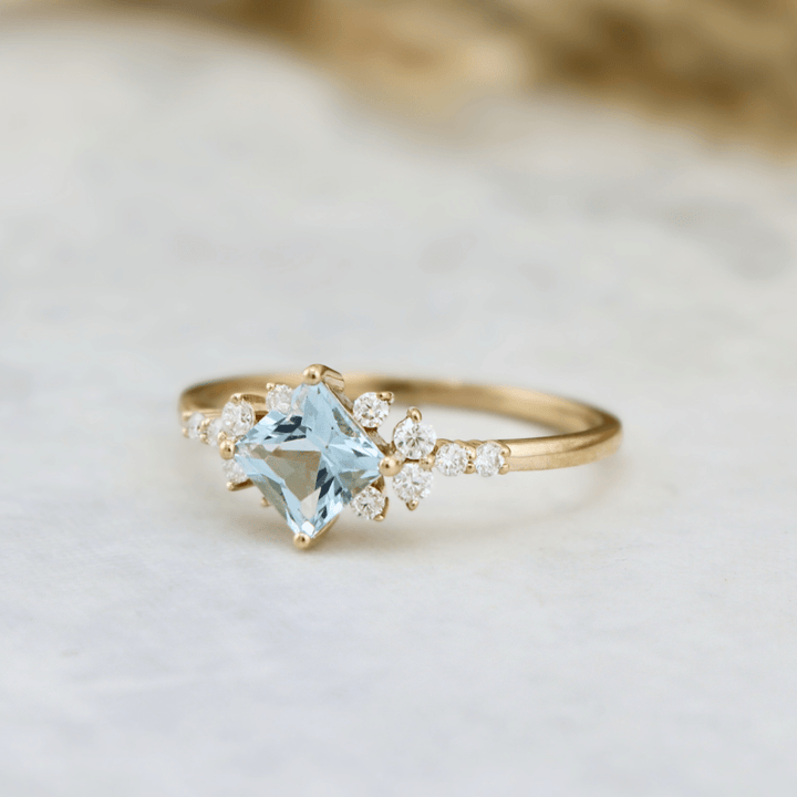 Mathieu Blanchard Bagues Bagues Ensemble d'alliances Moissanites et Topaze bleu princesse
