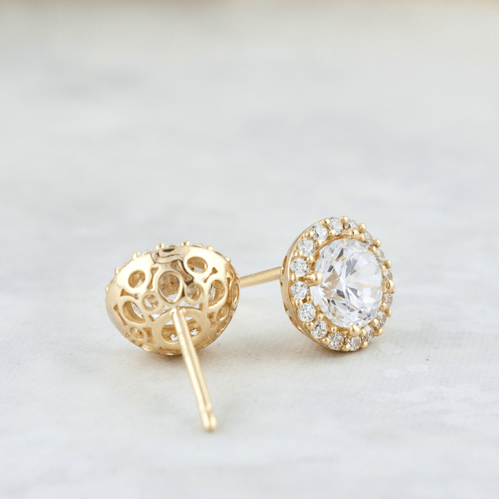 - Boucles d'oreilles Boucles d'oreilles Éclat en or 10K