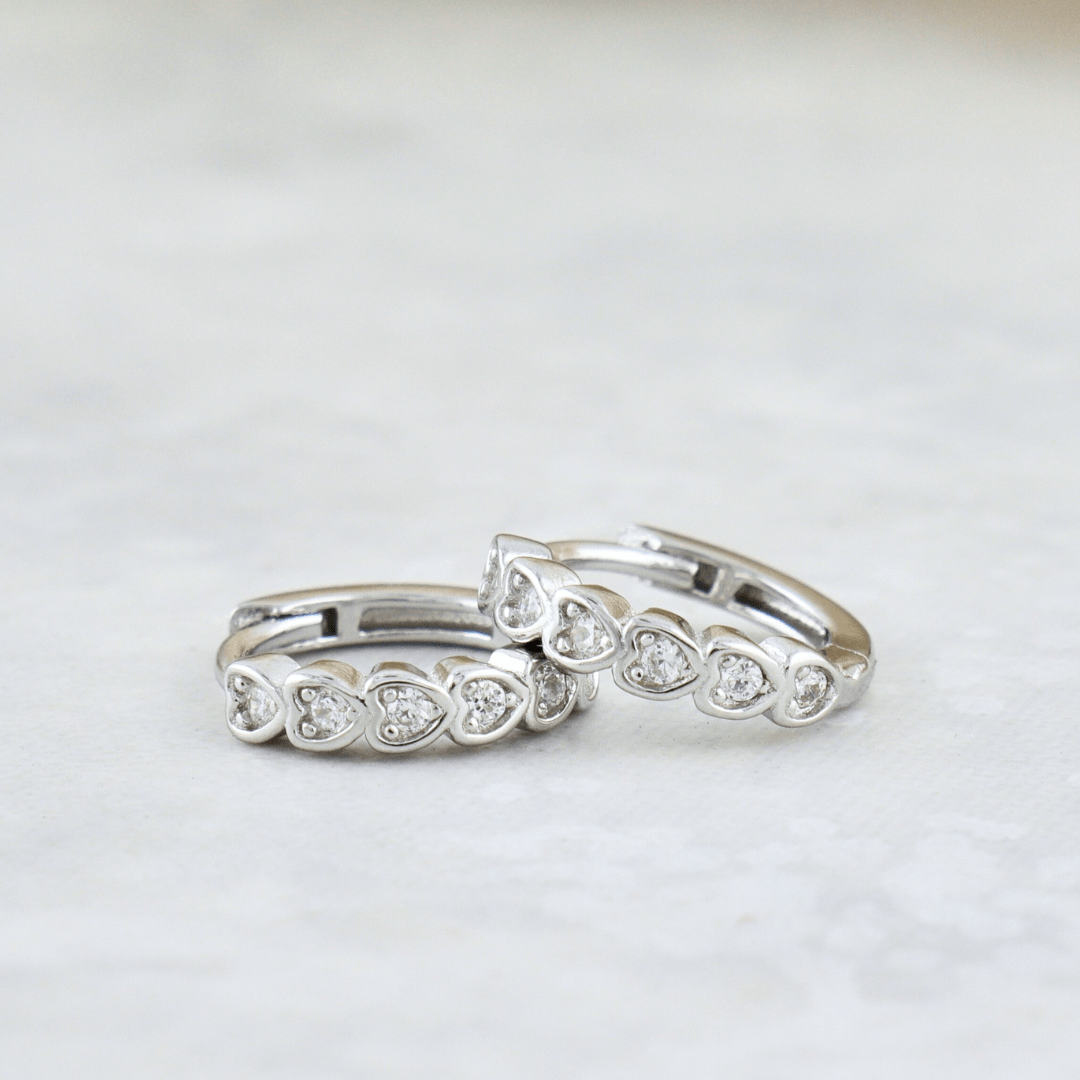 Mathieu Blanchard Boucles d'oreilles Boucles d'oreilles Huggies Coeurs en argent sterling