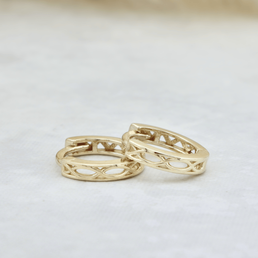 - Boucles d'oreilles Boucles d'oreilles huggies Mini infini en or 10K