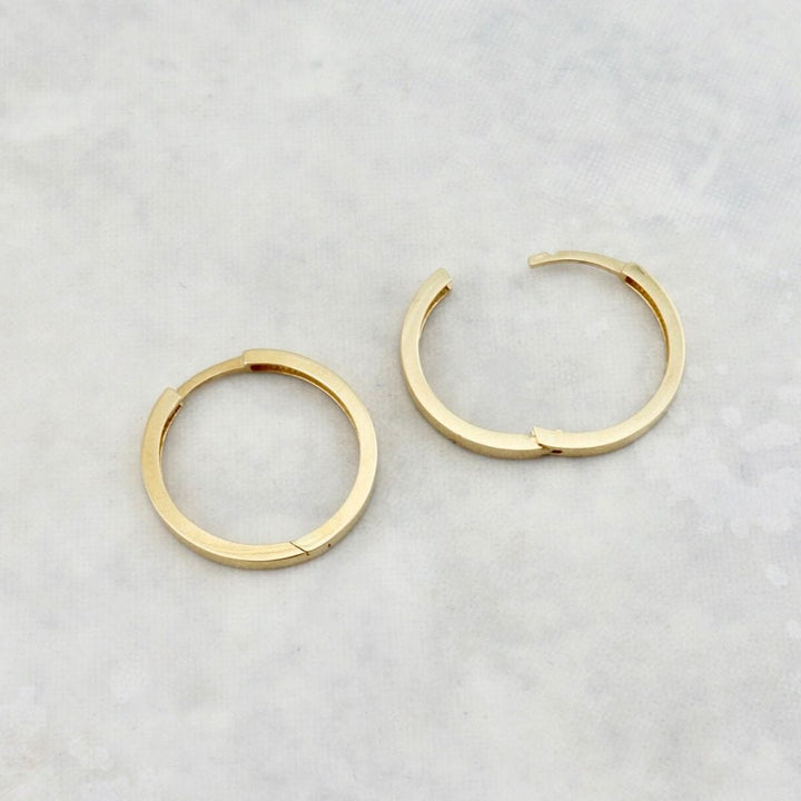 - Boucles d'oreilles Doré / Or 10K Boucles d'oreilles huggies Minimalistes en or 10K