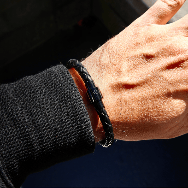 Mathieu Blanchard Bracelets Bracelet Classique en cuir et acier