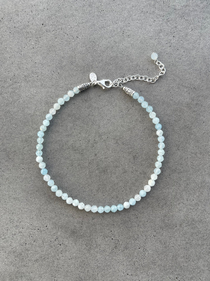 Caroline Néron Bracelets Bracelet de cheville Baby Blue en argent sterling et aigue-marine