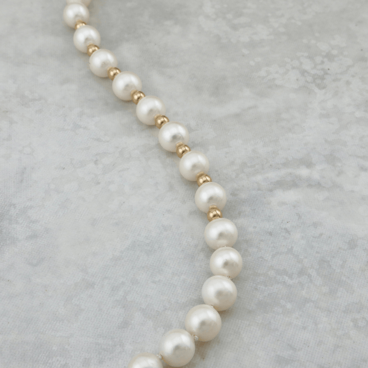 Bracelet de perles 6 mm et en or jaune 14K Mathieu Blanchard Joaillerie Bracelet Perles  6mm - AAA  et or 14K | Mathieu Blanchard Mathieu Blanchard Joaillerie