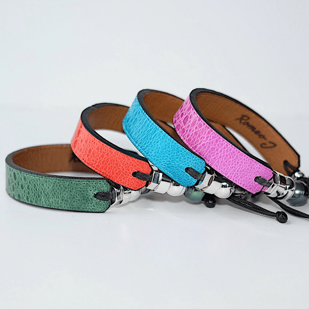 Bracelet en cuir de crapaud marin, perle de Tahiti et en argent sterling Romeo J. Bracelets Bracelet en cuir de crapaud marin, perle de Tahiti  et argent sterling Romeo J. Mathieu Blanchard Joaillerie