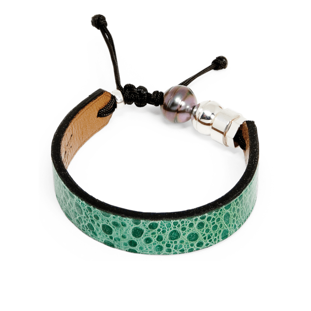 Bracelet en cuir de crapaud marin, perle de Tahiti et en argent sterling Romeo J. Bracelets Vert / Argent sterling Bracelet en cuir de crapaud marin, perle de Tahiti  et argent sterling Romeo J. Mathieu Blanchard Joaillerie