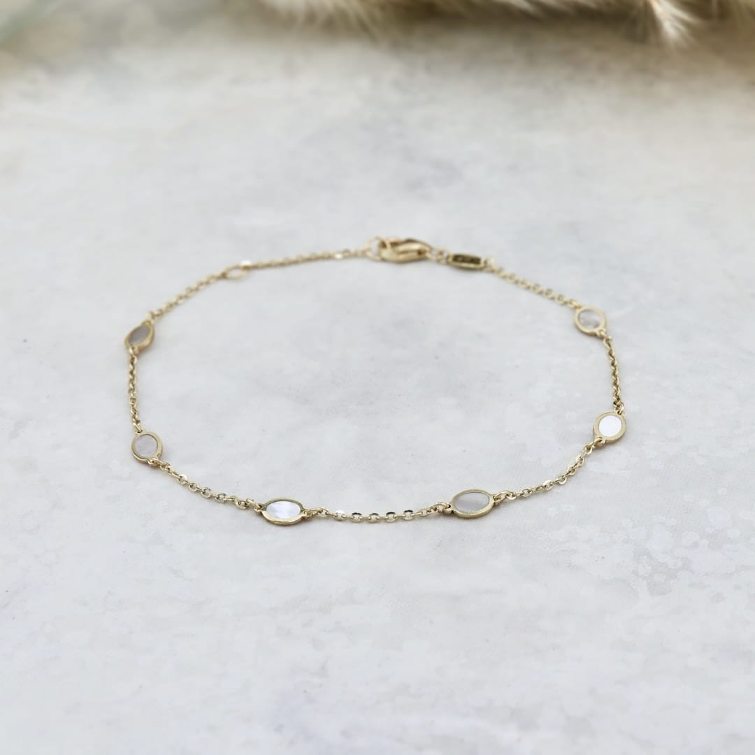 - 6.5 - 7 pouces Bracelet Oval nacré en or 10K
