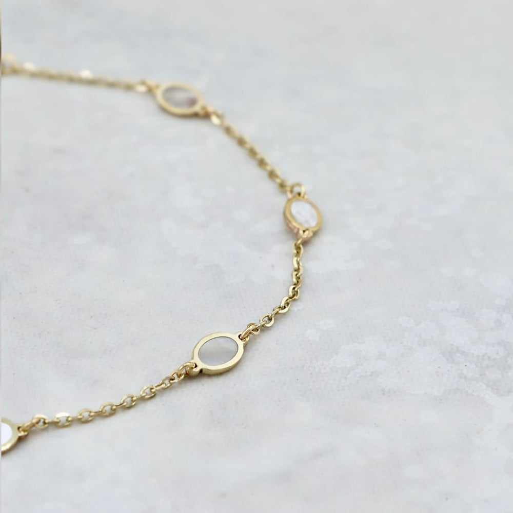 - 6.5 - 7 pouces Bracelet Oval nacré en or 10K