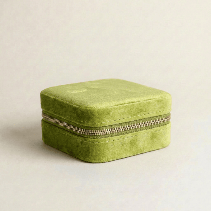 Coffret à bijoux Cabine Vert Mathieu Blanchard PCOM11059S-vert Coffret à bijoux en velours | Mathieu Blanchard joaillerie Mathieu Blanchard Joaillerie