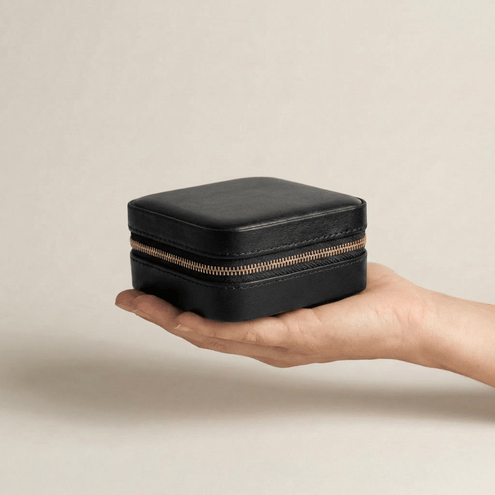 Coffret à bijoux en cuir Cabine Noir Mathieu Blanchard ACCESSOIRES PCOM20068S-noir Coffret à bijoux Cabine en cuir noir | Voyage &amp; rangement Mathieu Blanchard Joaillerie