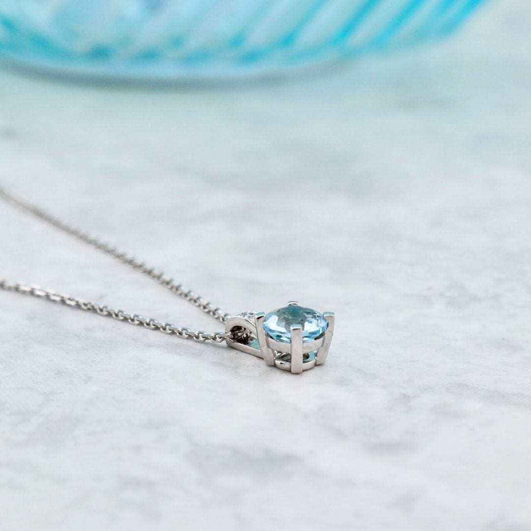 Mathieu Blanchard Collier Argent / Or 14K Collier Aqua en or 14K, diamants et topaze