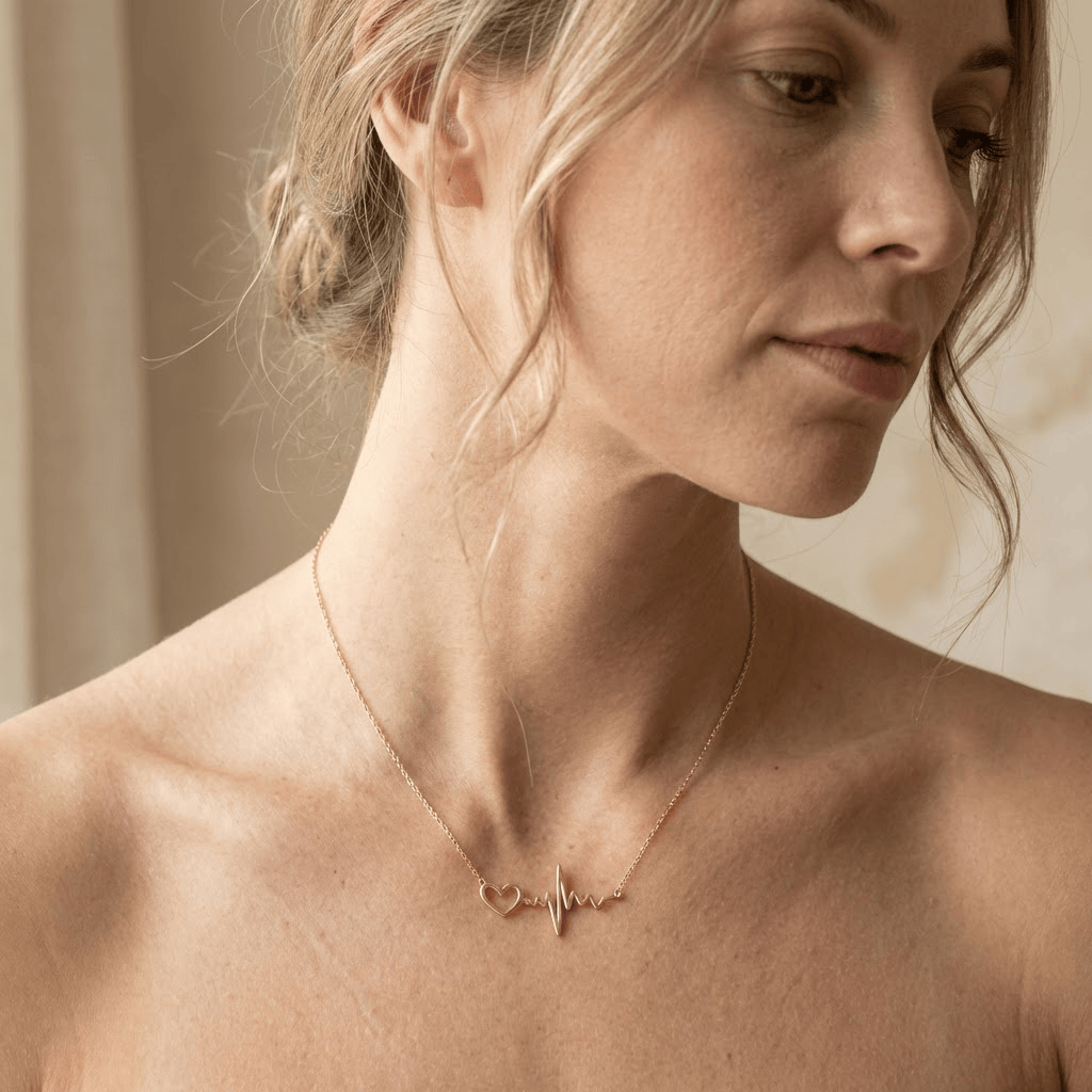 Collier Cardiogramme en or jaune 10K - Colliers Or jaune 10K FNY-A25-011 Collier Cardiogramme Cœur Or Jaune 10K | Mathieu Blanchard Mathieu Blanchard Joaillerie