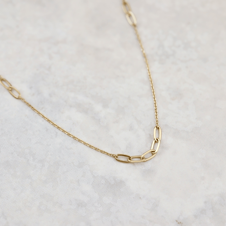 Collier Chaîne Paperclip en or jaune 10K - Collier Or jaune 10K AR80-38 Collier Chaîne Paperclip en or 10K | Mathieu Blanchard Mathieu Blanchard Joaillerie