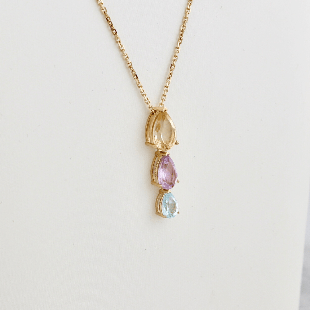 Collier, citrine améthyste et topaze en or 14k Mathieu Blanchard Collier Or jaune 14K Collier en or 14K, citrine améthyste et topaze | Mathieu Blanchard Mathieu Blanchard Joaillerie