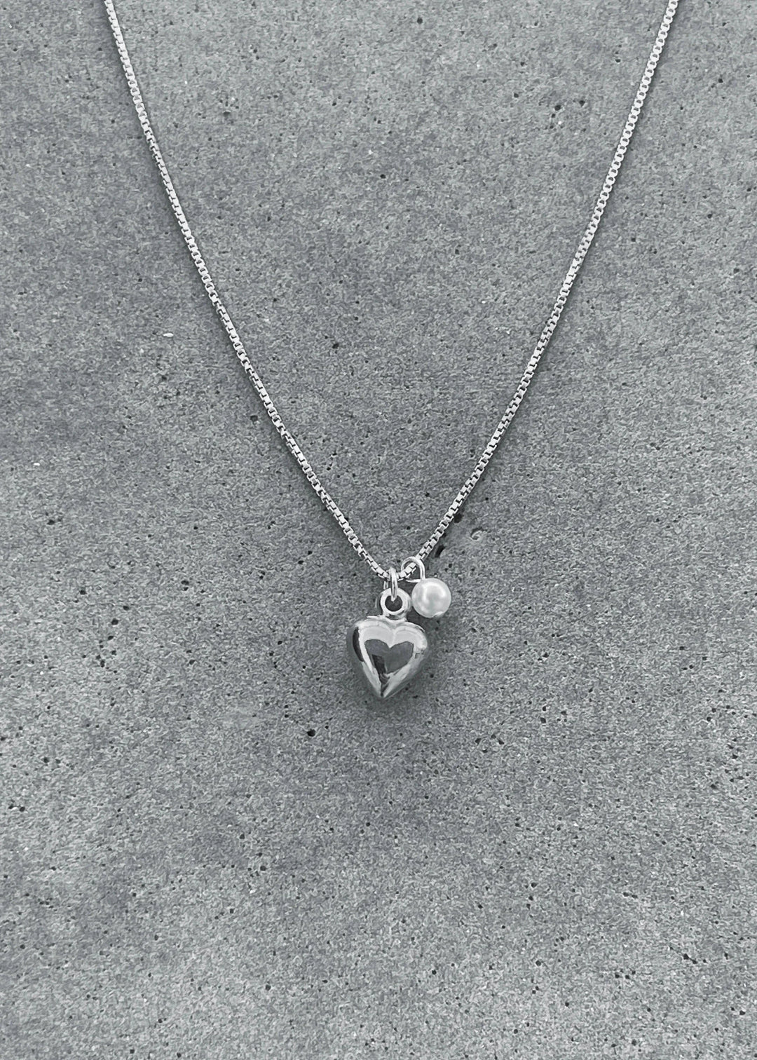 Caroline Néron Collier Loved One en argent sterling