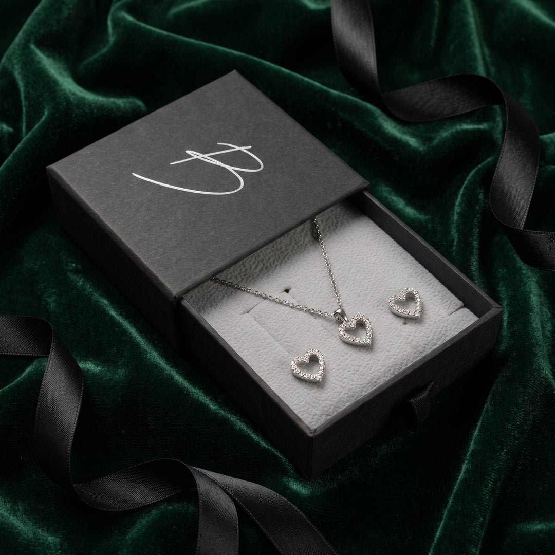 Ensemble cadeau collier et boucles d’oreilles Cœur en argent sterling Mathieu Blanchard Ensemble cadeau collier et boucles d’oreilles Cœur en argent sterling Mathieu Blanchard Joaillerie