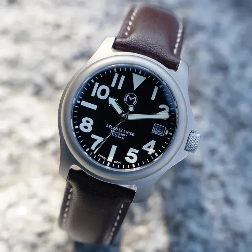 Momentum Montres Montre à énergie solaire 38mm Atlas Eclipse