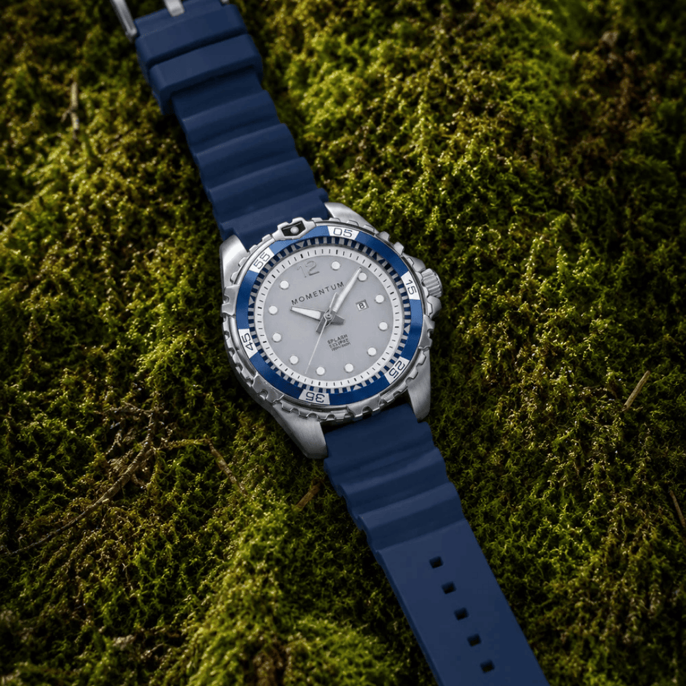 Momentum Montres Montre à énergie solaire 38mm Eclipse bleue