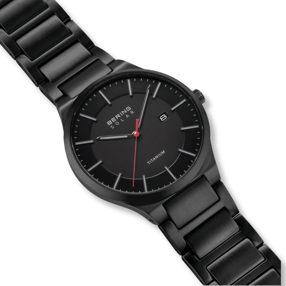 Montre à énergie solaire Bering 39mm 15239-722 Bering Montre Titane plaqué noir 15239-722 Montre Bering Solaire Argent 39mm 15239-779 | Mathieu Blanchard Mathieu Blanchard Joaillerie