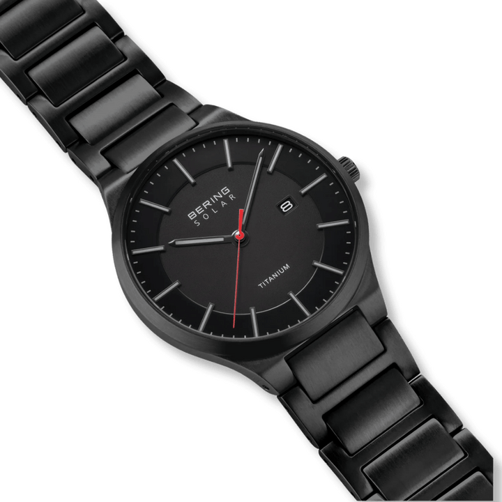 Montre à énergie solaire Bering 39mm 15239-722 Bering Montre Titane plaqué noir 15239-722 Montre Bering Solaire Argent 39mm 15239-779 | Mathieu Blanchard Mathieu Blanchard Joaillerie