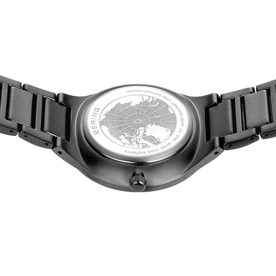 Montre à énergie solaire Bering 42mm 14442 777 Bering Montre Acier inoxydable 14442-777 Montre Bering Solaire Argent 42mm 15239-779 | Mathieu Blanchard Mathieu Blanchard Joaillerie
