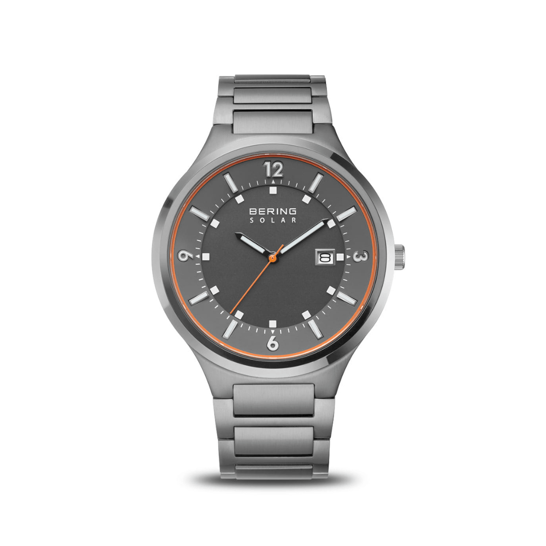 Bering Montre Montre à énergie solaire Bering 42mm 14442-777