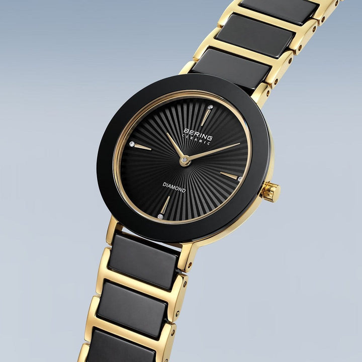 Montre Bering Ceramique 29mm 11429 732 Bering Montre Acier inoxydable plaqué or jaune 11429-732 Montre Bering Ceramique Noire 29mm 11429-732 | Mathieu Blanchard Mathieu Blanchard Joaillerie