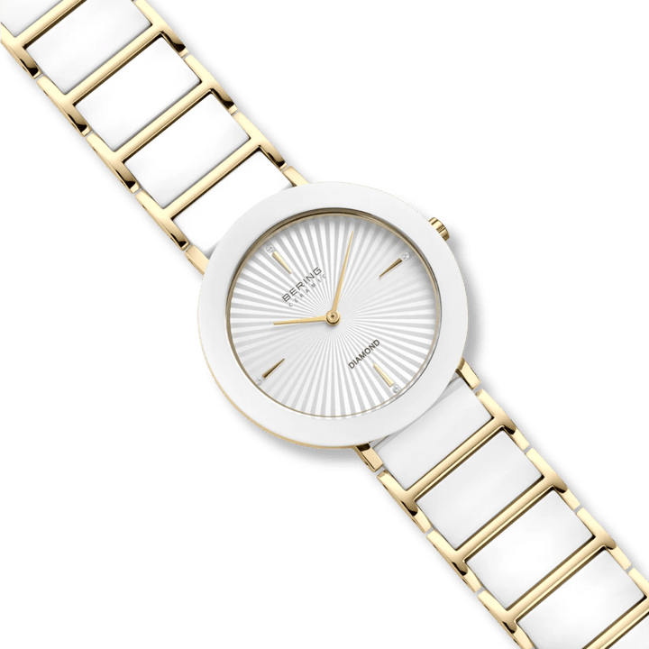 Montre Bering Ceramique Blanc 35mm 11435 758 Bering Montre Acier inoxydable plaqué or jaune 11435-758 Montre Bering Ceramique Blanc 35mm 11435-758 | Dépositaire officiel Bering Canada Mathieu Blanchard Joaillerie