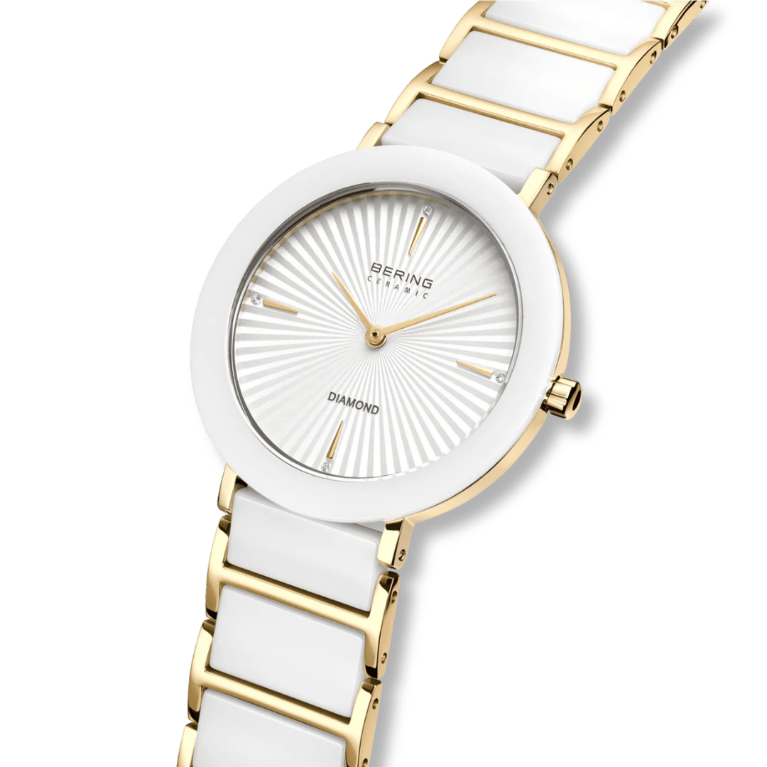 Montre Bering Ceramique Blanc 35mm 11435 758 Bering Montre Acier inoxydable plaqué or jaune 11435-758 Montre Bering Ceramique Blanc 35mm 11435-758 | Dépositaire officiel Bering Canada Mathieu Blanchard Joaillerie