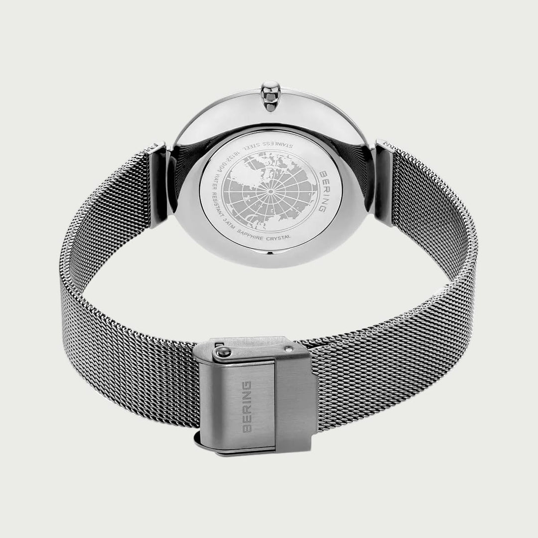 Montre Bering Classic 32mm 18132 004 Bering Montre Acier inoxydable 18132-004 Montre Bering Classic Argent 32mm 18132-004 - Mathieu Blanchard - Dépositaire officiel Bering Canada Mathieu Blanchard Joaillerie