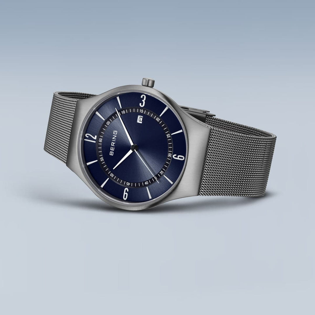 Bering Montre Montre Bering Classic Gris 40mm 15940-378