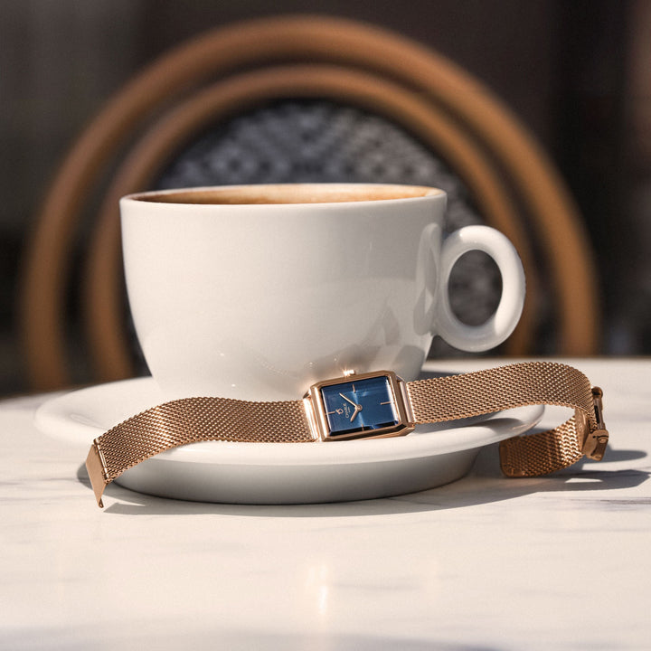 Montre Charlie Paris MONCEAURosé &amp; Bleu 36 mm en acier inoxydable Charlie Paris Montre Montre Charlie Paris MONCEAU Or Rosé &amp; Bleu 36 mm | Dépositaire Officiel Canada | Mathieu Blanchard Joaillerie Mathieu Blanchard Joaillerie