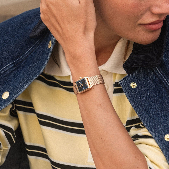 Montre Charlie Paris MONCEAURosé &amp; Bleu 36 mm en acier inoxydable Charlie Paris Montre Montre Charlie Paris MONCEAU Or Rosé &amp; Bleu 36 mm | Dépositaire Officiel Canada | Mathieu Blanchard Joaillerie Mathieu Blanchard Joaillerie